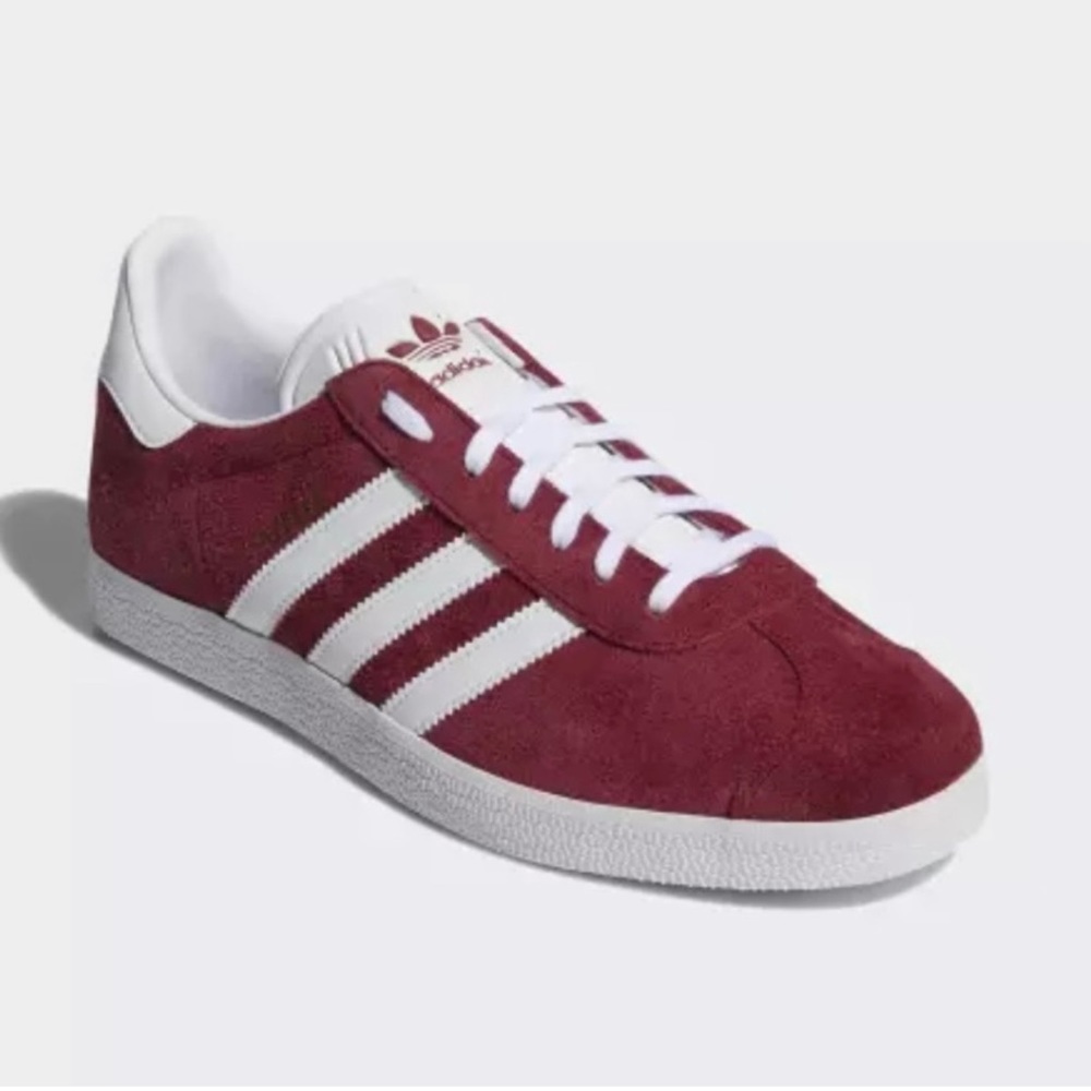 Adidas Gazelle Sneakers in Burgundy